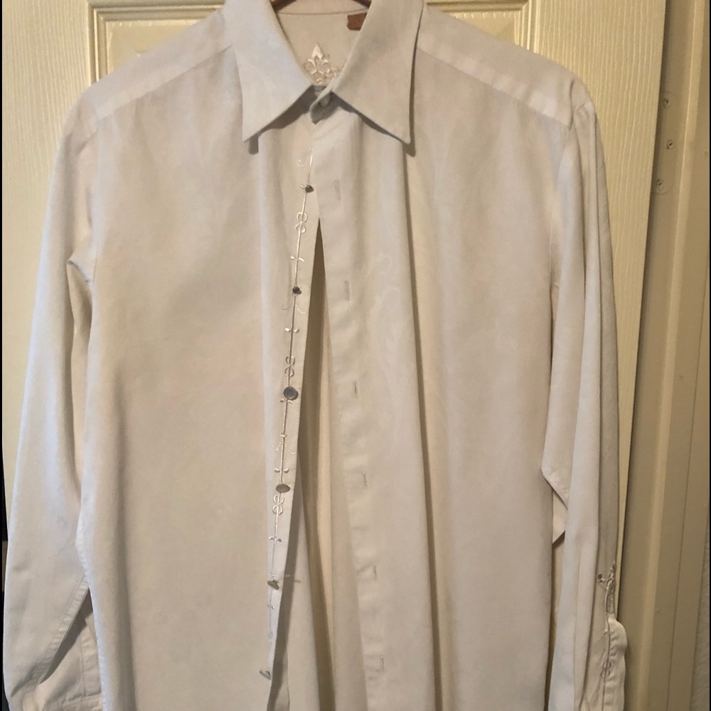Men’s Robert Graham shirt